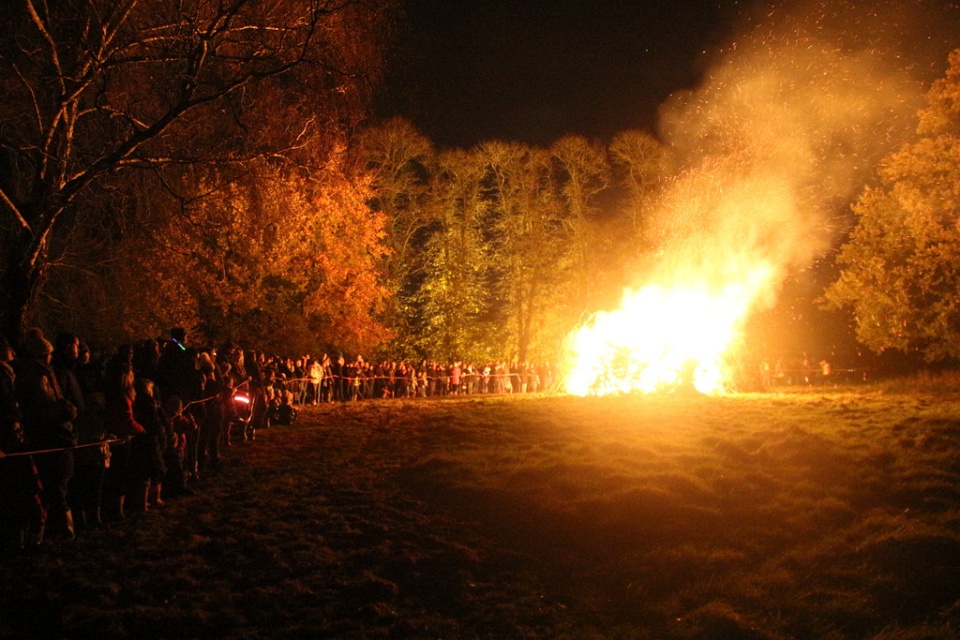 bonfire2017